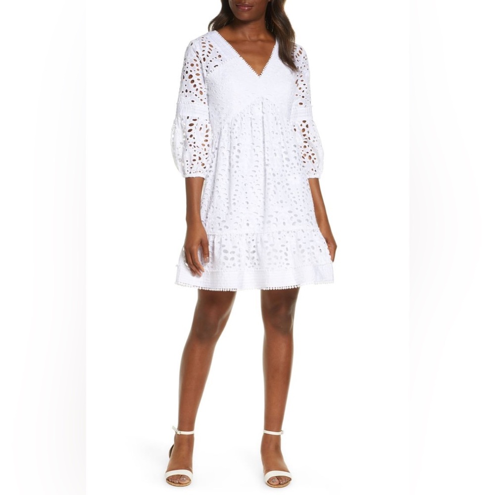 Lilly Pulitzer Lucinda Dress in Resort White Large Petal Eyelet - Picture 1 of 7